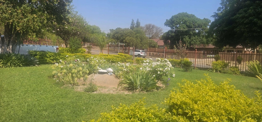 4 Bedroom Property for Sale in Elandsrand North West